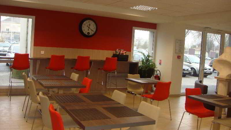 The Originals Access, Hotel Cholet Gare Bagian luar foto